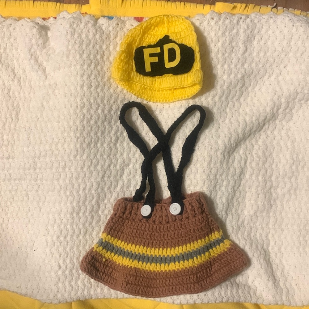 🔥3/$30🔥Hand Crochet Firegirl Firefighter Outfit Hat baby infant costume photo